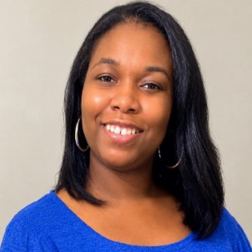 Danielle Roach Headshot