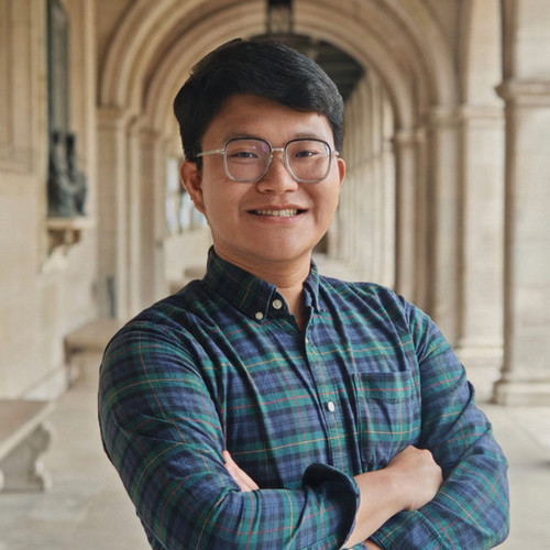 Tony Zirui Yang Headshot